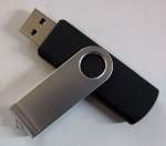 Swivel OTG Plastic 8GB (real 7GB) USB Flash Drive Black 02.jpg