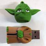 Master Yoda 8GB USB Flash Drive 02.jpg